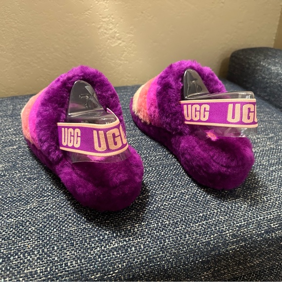UGG Fluff Yeah Slides - Picture 6 of 9